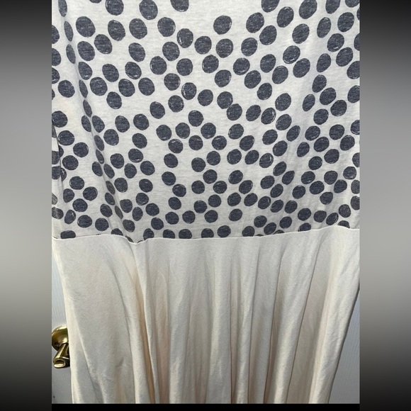 LuLaRoe 3xl Cream & Gray Polkadots Nicole Dress - Picture 2 of 7